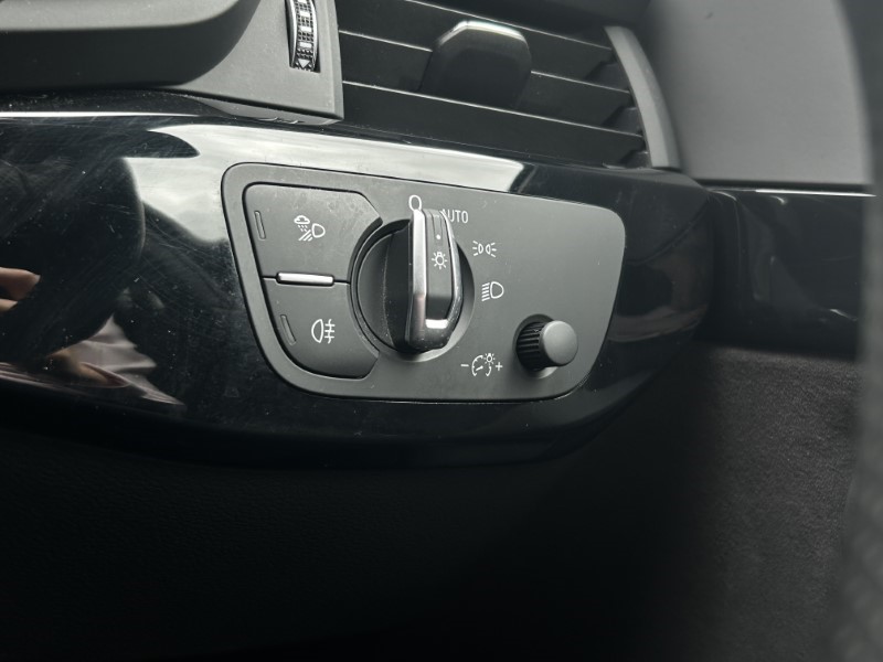 2018 (18) AUDI A4 1.4T FSI Black Edition 4dr 3440900