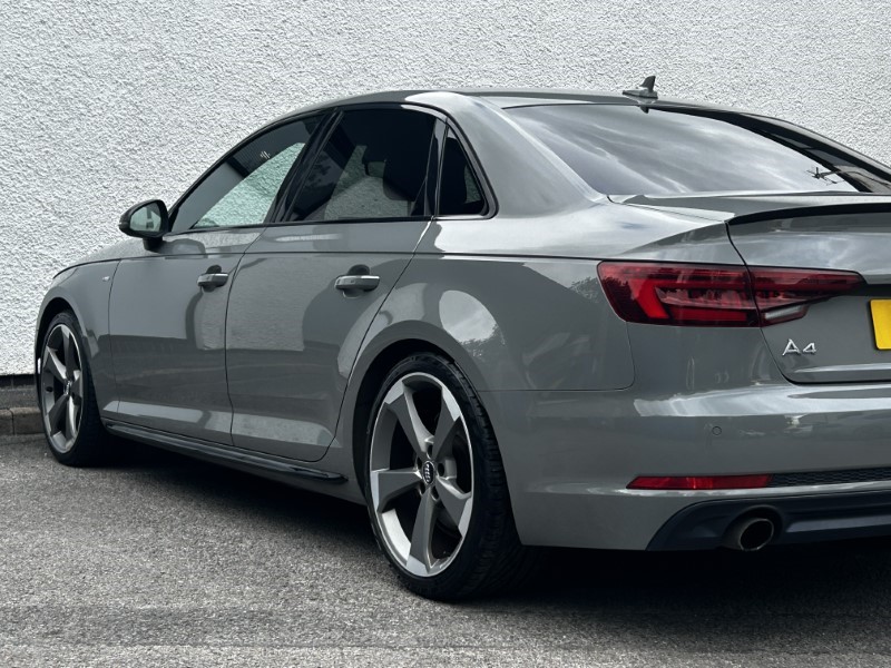 2018 (18) AUDI A4 1.4T FSI Black Edition 4dr 3440906