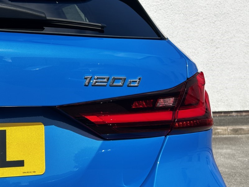 2023 (73) BMW 1 SERIES 120d M Sport 5dr Step Auto [Live Cockpit Pro] 3454004