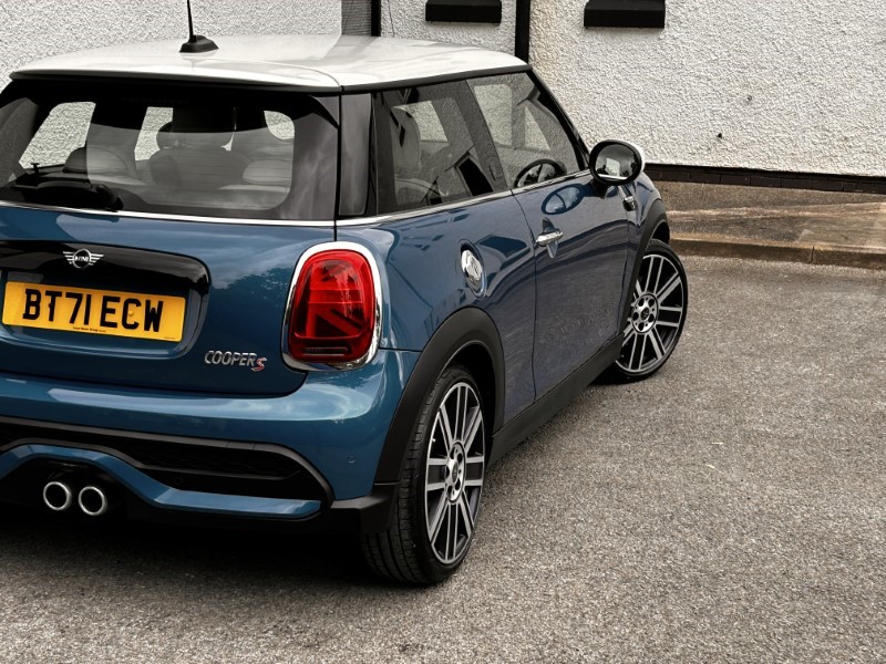 2021 (71) MINI HATCHBACK 2.0 Cooper S Exclusive 3dr Auto 3481098