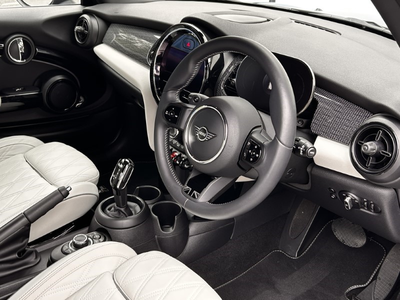 2021 (71) MINI HATCHBACK 2.0 Cooper S Exclusive 3dr Auto 3481077