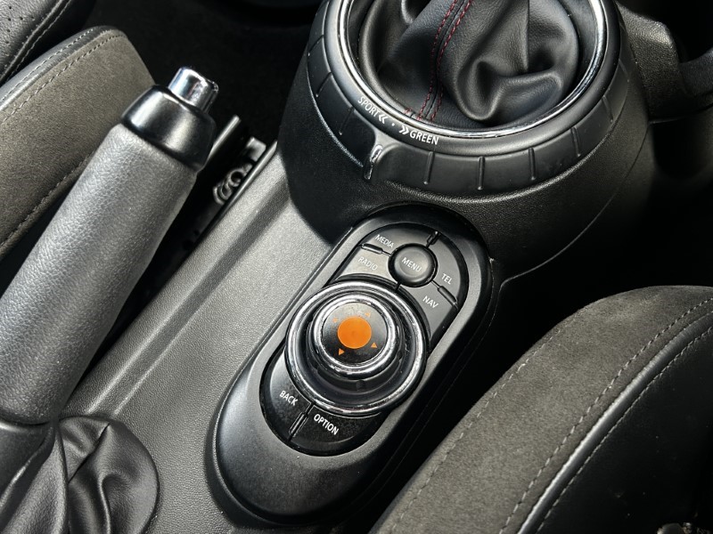 2016 (16) MINI HATCHBACK 2.0 Cooper S 5dr Auto 3528678