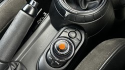 2016 (16) MINI HATCHBACK 2.0 Cooper S 5dr Auto 3528678