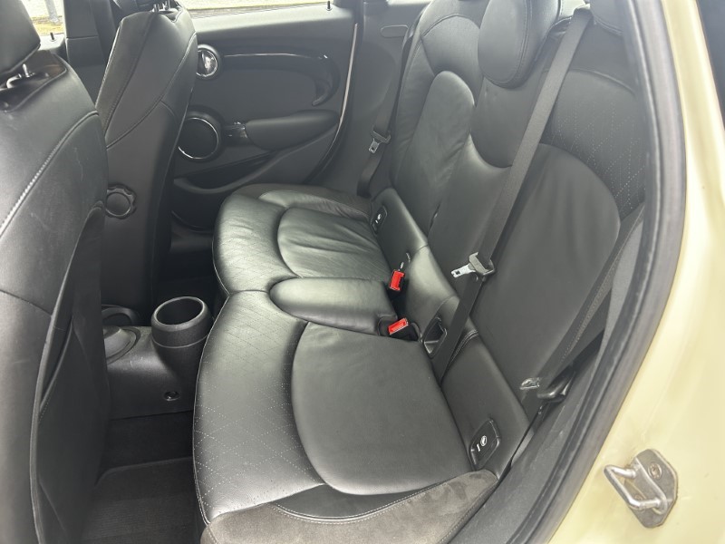 2016 (16) MINI HATCHBACK 2.0 Cooper S 5dr Auto 3528705