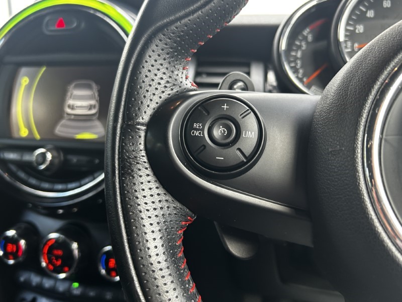 2016 (16) MINI HATCHBACK 2.0 Cooper S 5dr Auto 3528684