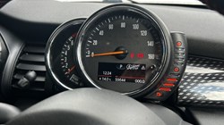 2016 (16) MINI HATCHBACK 2.0 Cooper S 5dr Auto 3528683