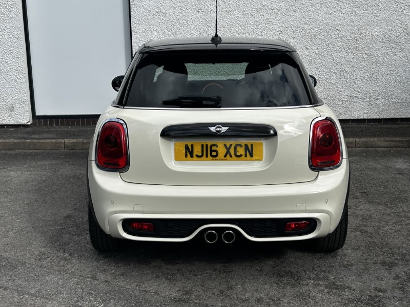 2016 (16) MINI HATCHBACK 2.0 Cooper S 5dr Auto 3528698