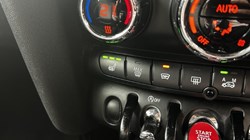 2016 (16) MINI HATCHBACK 2.0 Cooper S 5dr Auto 3528711