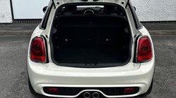 2016 (16) MINI HATCHBACK 2.0 Cooper S 5dr Auto 3528702