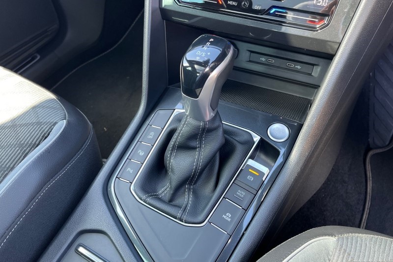 2021 (21) VOLKSWAGEN TIGUAN 1.5 TSI 150 R-Line 5dr DSG 3427225