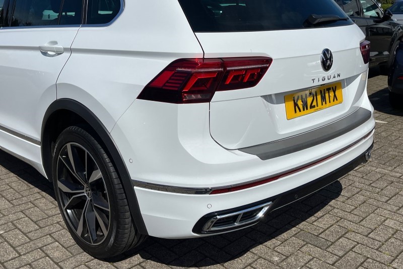2021 (21) VOLKSWAGEN TIGUAN 1.5 TSI 150 R-Line 5dr DSG 3427237