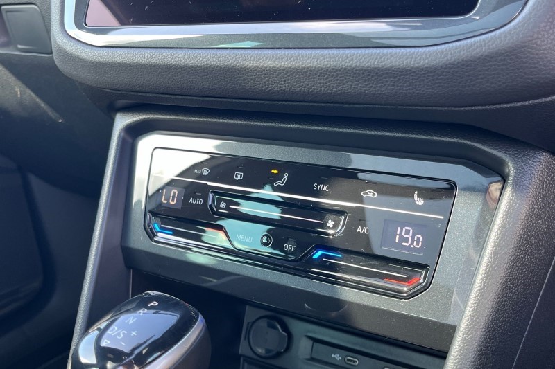 2021 (21) VOLKSWAGEN TIGUAN 1.5 TSI 150 R-Line 5dr DSG 3427221