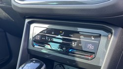 2021 (21) VOLKSWAGEN TIGUAN 1.5 TSI 150 R-Line 5dr DSG 3427221