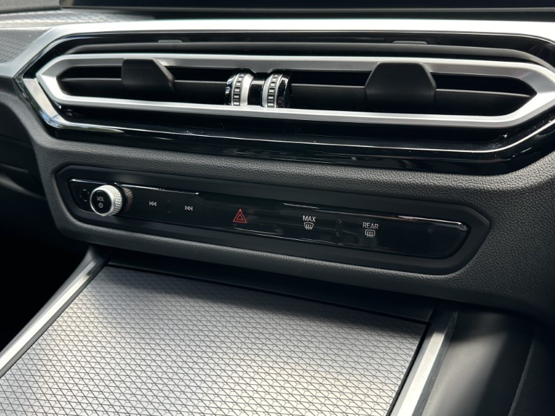 2024 (24) BMW 3 SERIES 320d MHT M Sport 5dr Step Auto 3490148