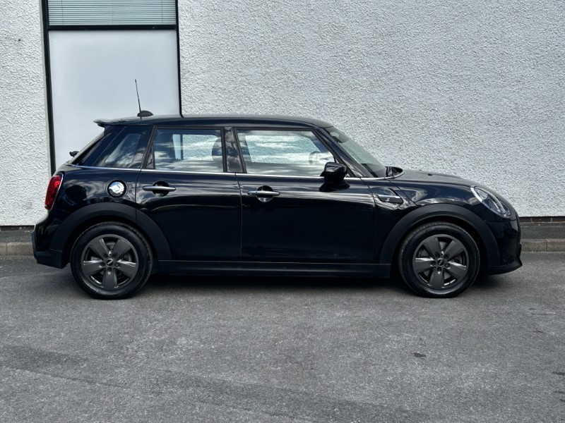 2021 (21) MINI HATCHBACK 2.0 Cooper S Classic 5dr Auto 3541603