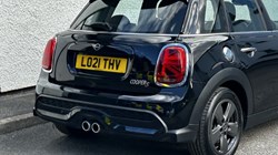 2021 (21) MINI HATCHBACK 2.0 Cooper S Classic 5dr Auto 3541605