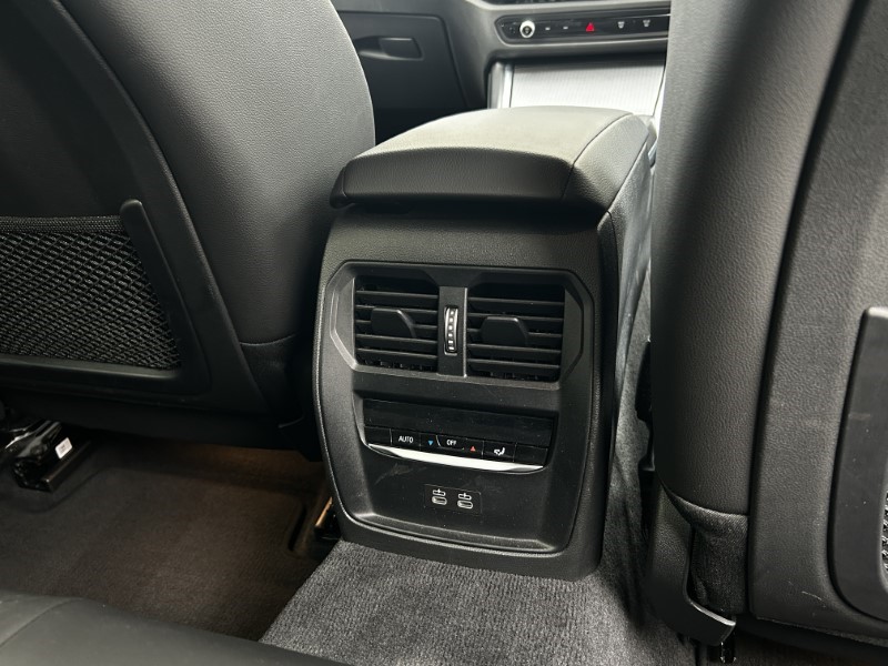 2022 (72) BMW 3 SERIES 330e M Sport 5dr Step Auto 3525875