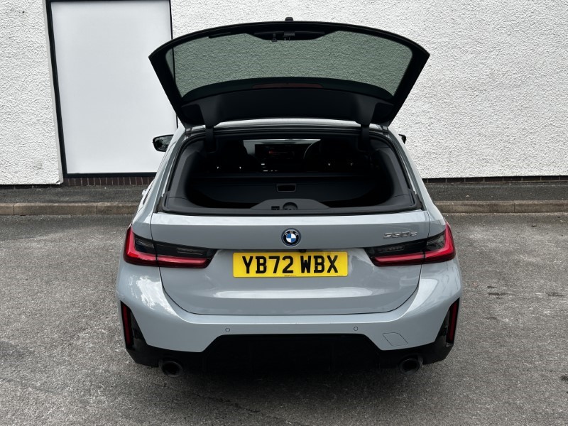 2022 (72) BMW 3 SERIES 330e M Sport 5dr Step Auto 3525879