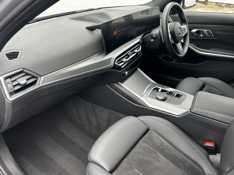 2022 (72) BMW 3 SERIES 330e M Sport 5dr Step Auto 3525870