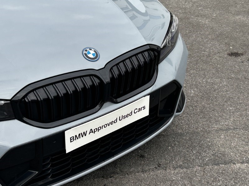 2022 (72) BMW 3 SERIES 330e M Sport 5dr Step Auto 3525895