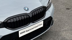 2022 (72) BMW 3 SERIES 330e M Sport 5dr Step Auto 3525895
