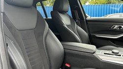 2022 (72) BMW 3 SERIES 330e M Sport 5dr Step Auto 3525868