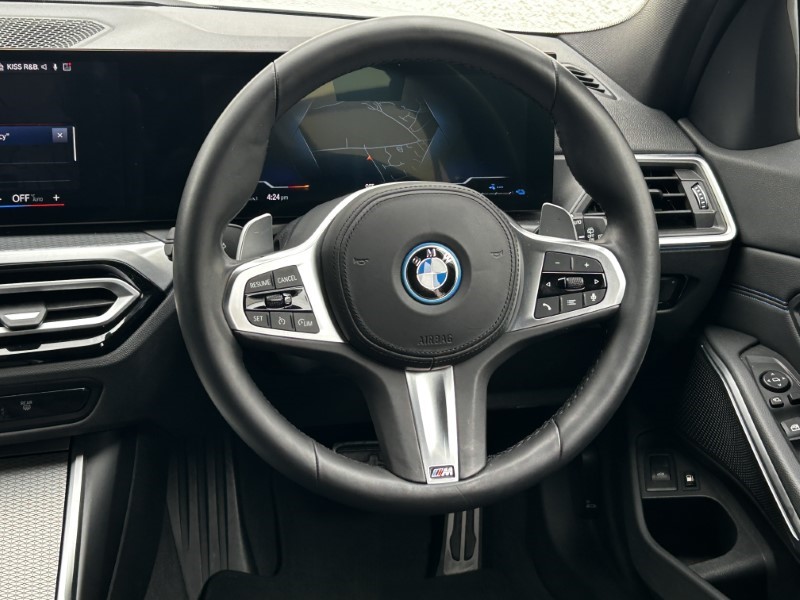 2022 (72) BMW 3 SERIES 330e M Sport 5dr Step Auto 3525873