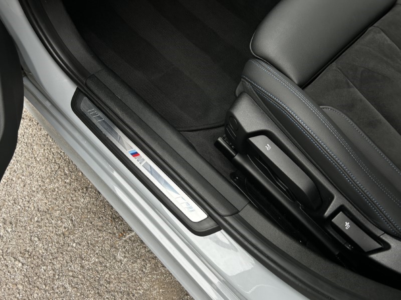 2022 (72) BMW 3 SERIES 330e M Sport 5dr Step Auto 3525871