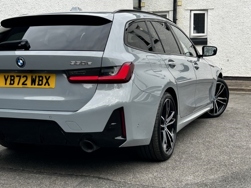 2022 (72) BMW 3 SERIES 330e M Sport 5dr Step Auto 3525887