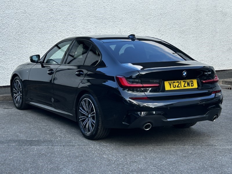 2021 (21) BMW 3 SERIES 320i M Sport 4dr Step Auto 3521620