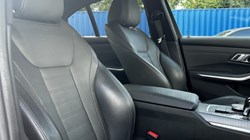 2021 (21) BMW 3 SERIES 320i M Sport 4dr Step Auto 3521638