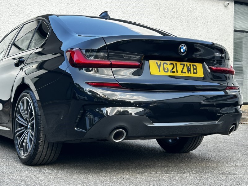 2021 (21) BMW 3 SERIES 320i M Sport 4dr Step Auto 3521622