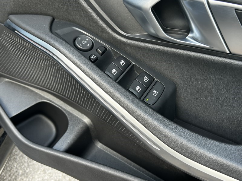 2021 (21) BMW 3 SERIES 320i M Sport 4dr Step Auto 3521637