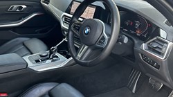 2021 (21) BMW 3 SERIES 320i M Sport 4dr Step Auto 3521634