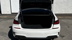 2019 (69) BMW 3 SERIES 320d M Sport 4dr 3507889