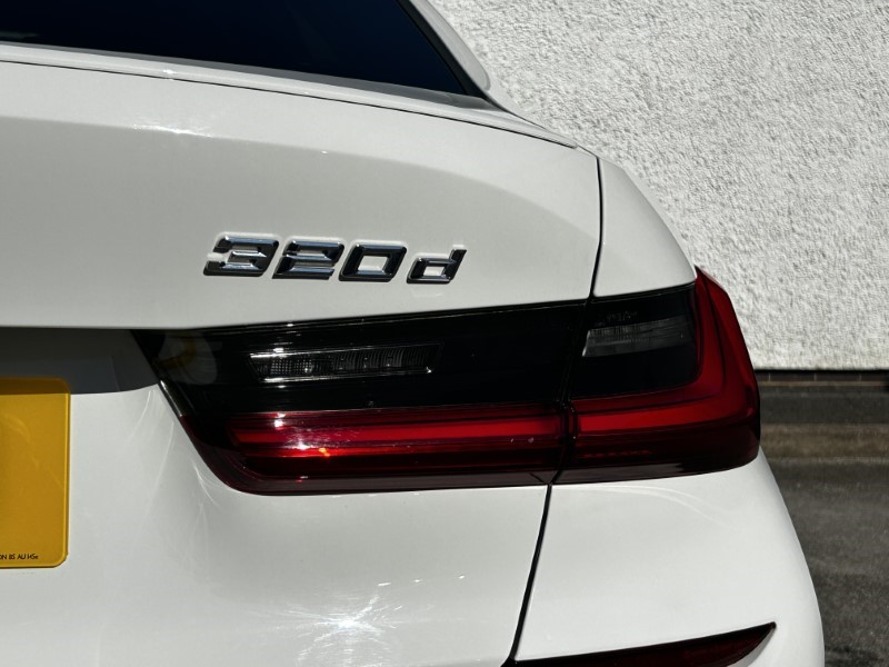 2019 (69) BMW 3 SERIES 320d M Sport 4dr 3507887