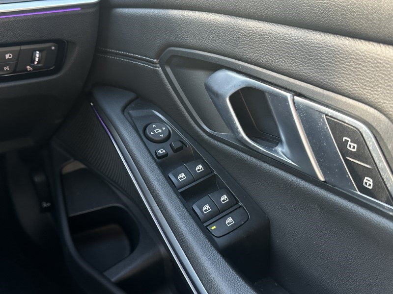 2021 (21) BMW 3 SERIES 320i M Sport 4dr Step Auto 3512596