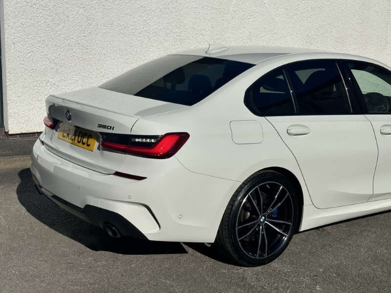 2021 (21) BMW 3 SERIES 320i M Sport 4dr Step Auto 3512617