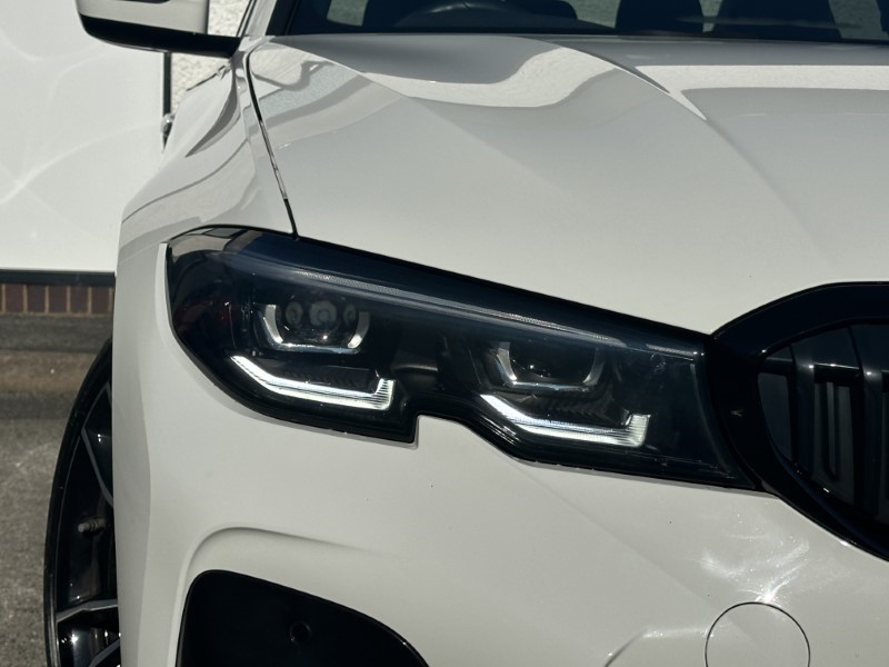 2021 (21) BMW 3 SERIES 320i M Sport 4dr Step Auto 3512623