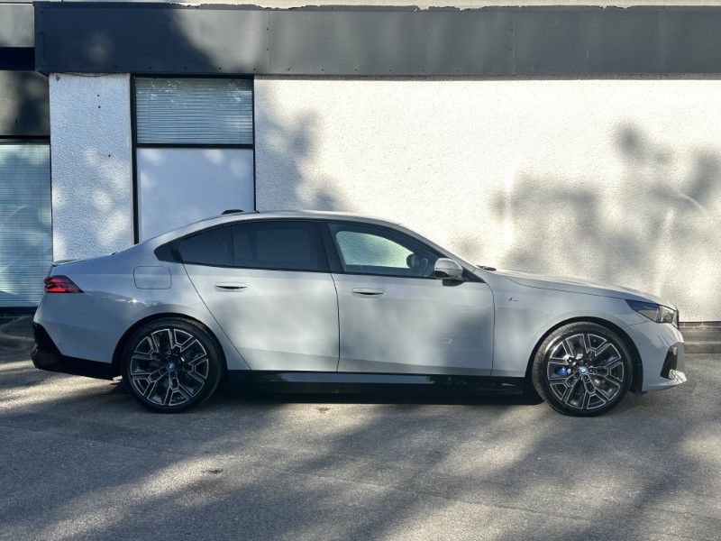 2024 (73) BMW 5 SERIES 530e M Sport Pro 4dr Auto 3509462