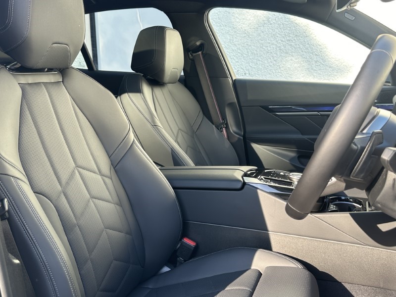 2024 (73) BMW 5 SERIES 530e M Sport Pro 4dr Auto 3509464