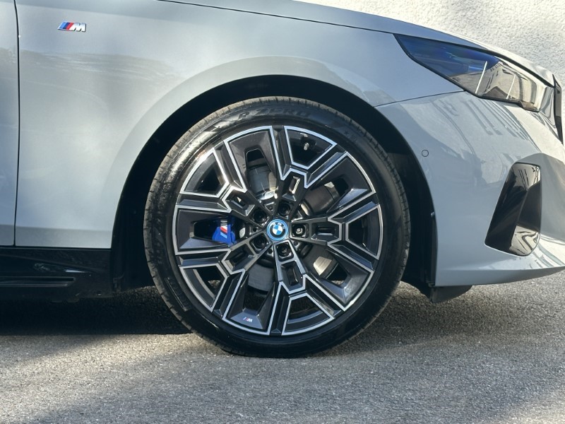 2024 (73) BMW 5 SERIES 530e M Sport Pro 4dr Auto 3509463