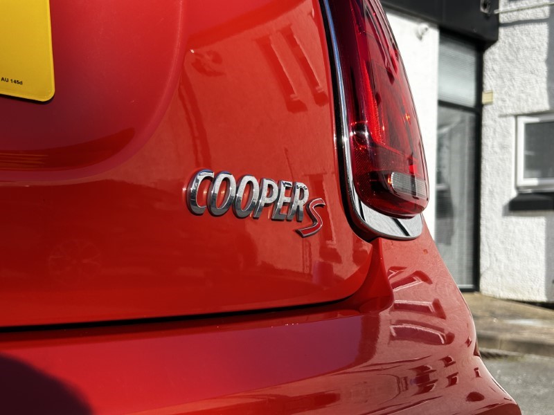 2019 (19) MINI HATCHBACK 2.0 Cooper S Sport II 5dr 3513378