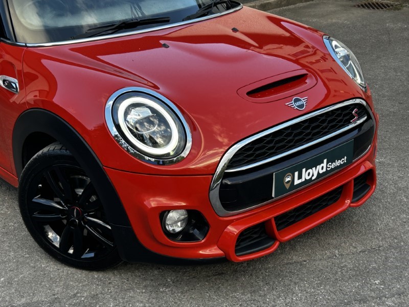 2019 (19) MINI HATCHBACK 2.0 Cooper S Sport II 5dr 3589592