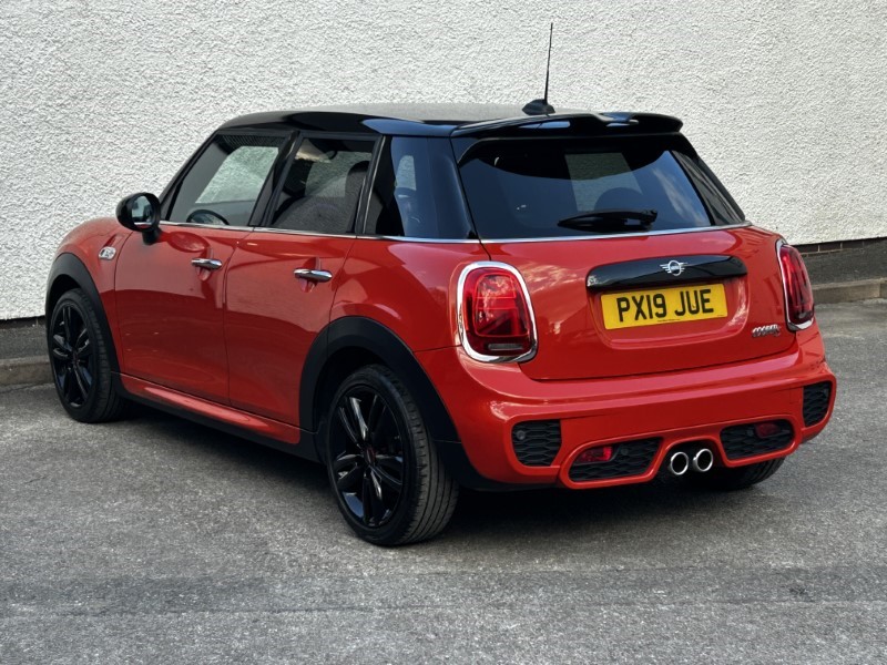 2019 (19) MINI HATCHBACK 2.0 Cooper S Sport II 5dr 3589585