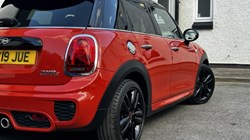2019 (19) MINI HATCHBACK 2.0 Cooper S Sport II 5dr 3589589