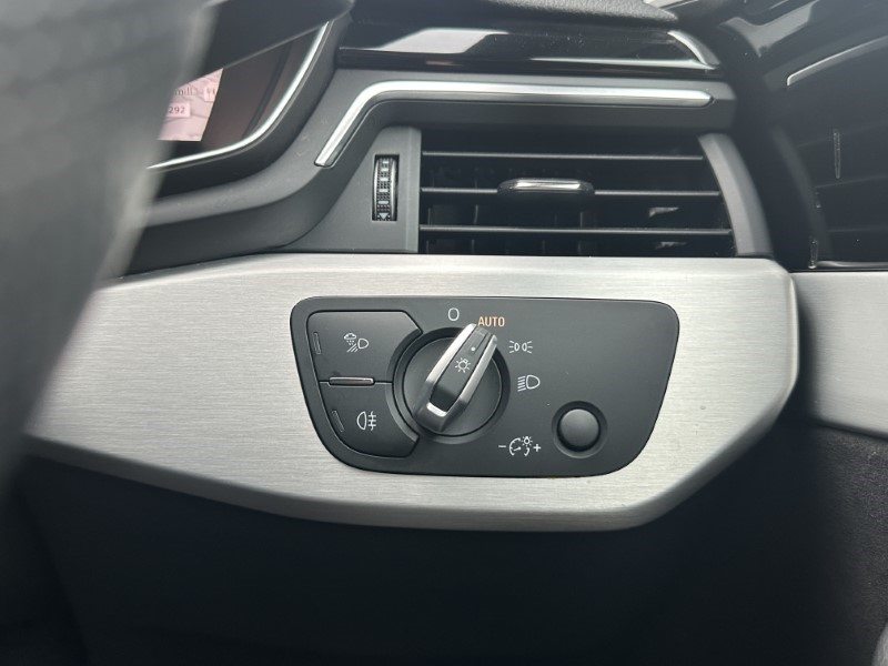 2021 (21) AUDI A4 35 TDI S Line 5dr S Tronic 3580734