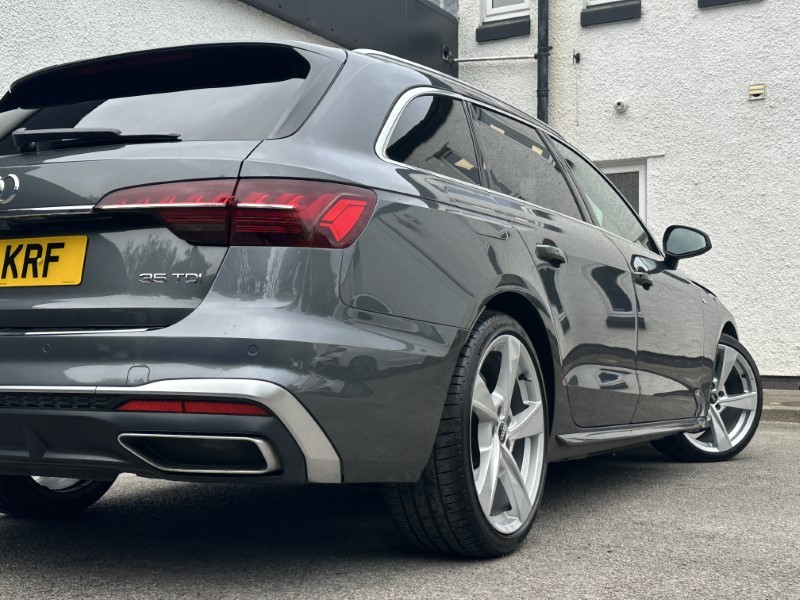 2021 (21) AUDI A4 35 TDI S Line 5dr S Tronic 3580754