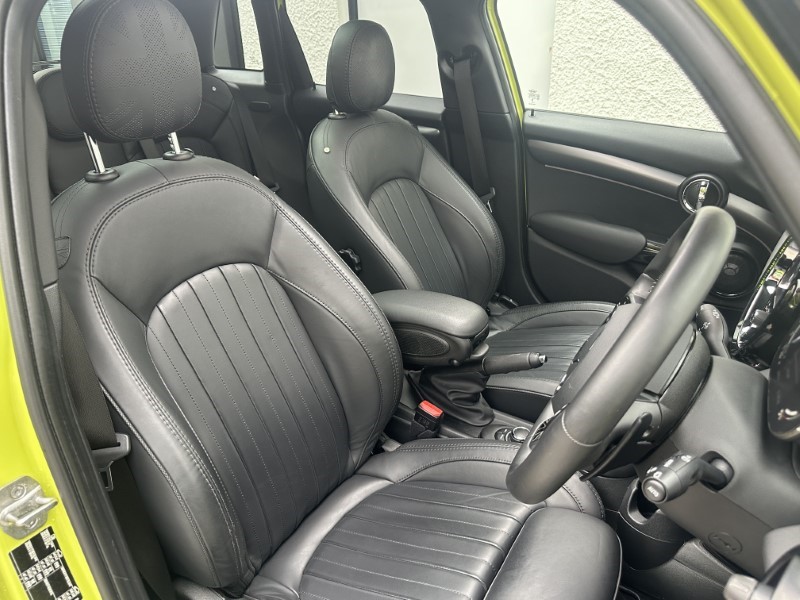 2023 (23) MINI HATCHBACK 2.0 Cooper S Exclusive Premium Plus 5dr Auto 3548073