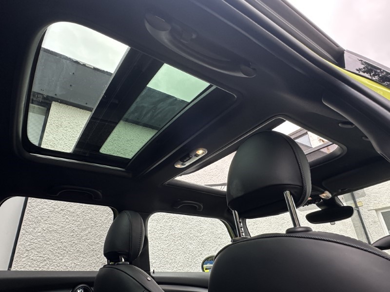 2023 (23) MINI HATCHBACK 2.0 Cooper S Exclusive Premium Plus 5dr Auto 3548078